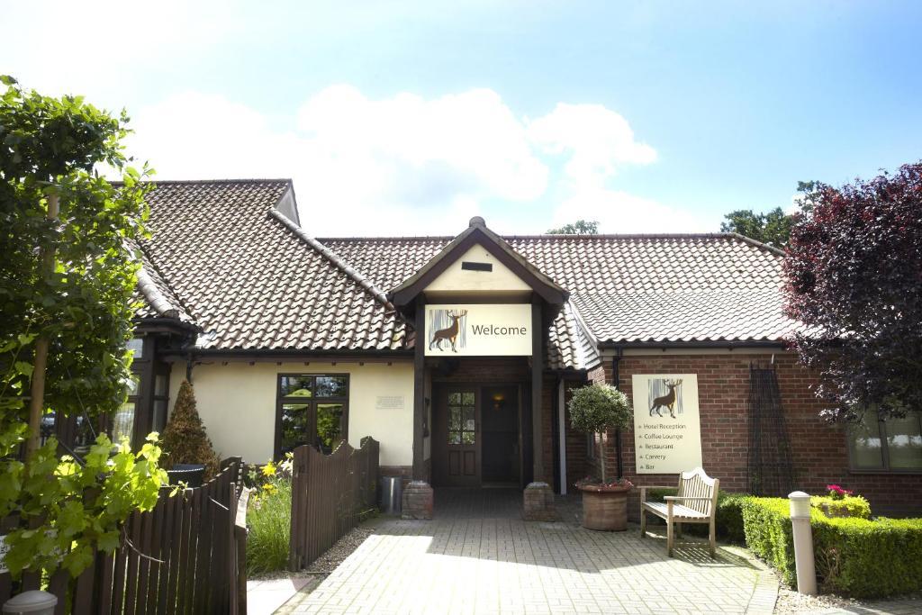 Breckland Lodge Attleborough Dış mekan fotoğraf