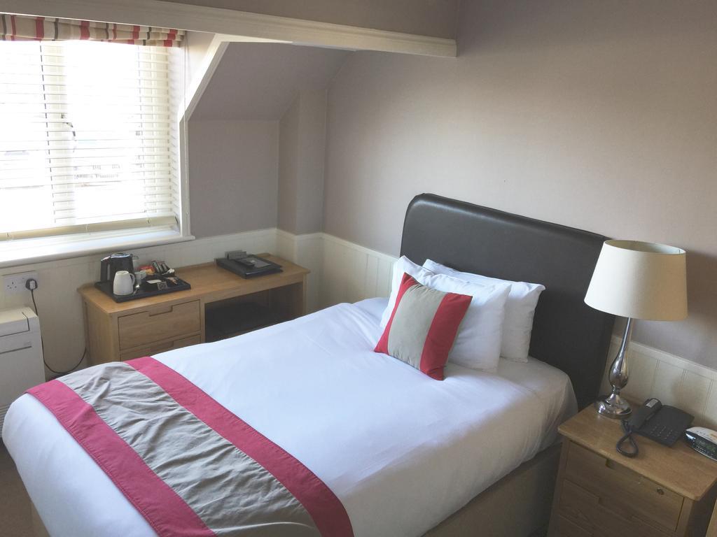 Breckland Lodge Attleborough Dış mekan fotoğraf
